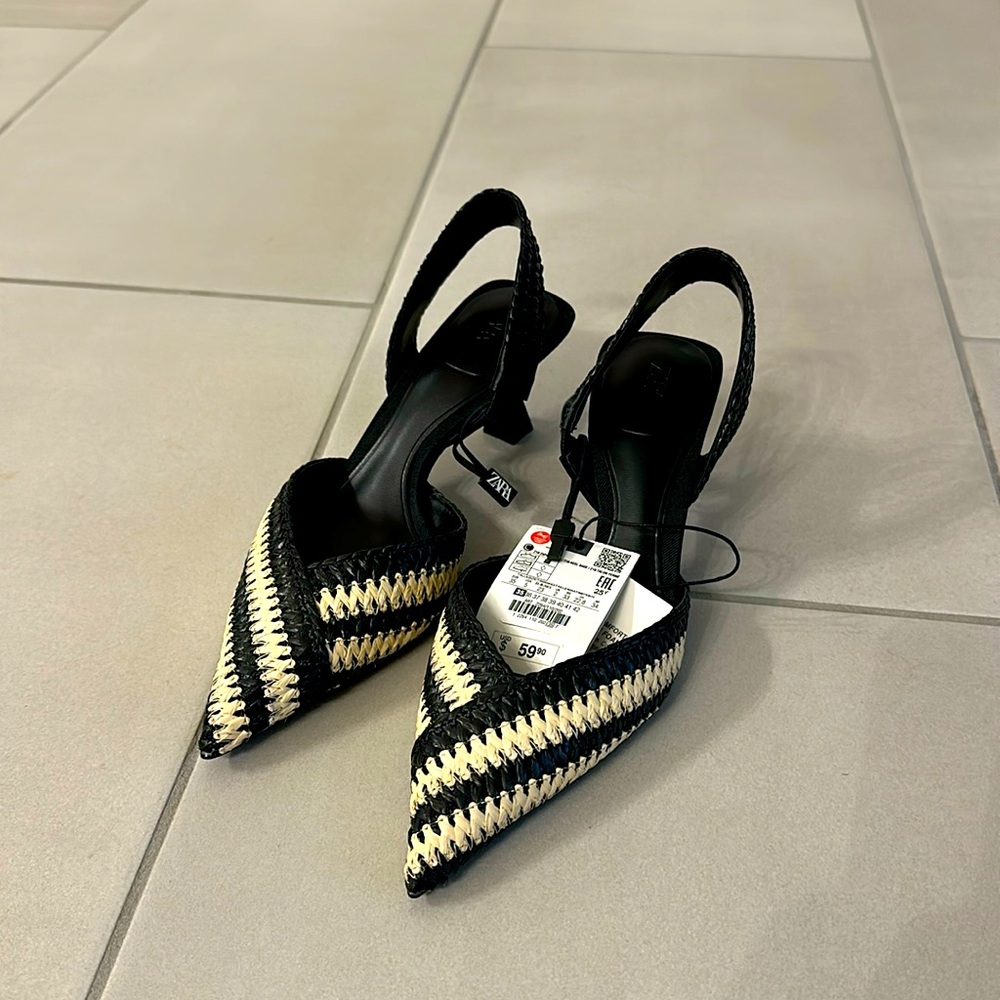 NWT Zara Black Kitten Heels